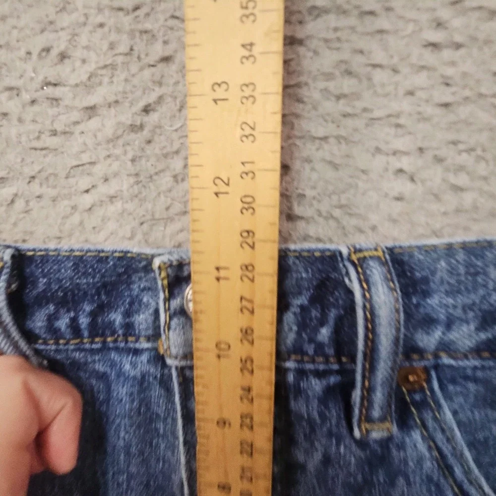 Levis 550 Jean Shorts Mens 33 Blue Denim Skater Normcore Dad Jorts Blokecore